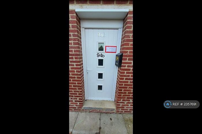 Studio To Rent In Mangold Way, Erith, DA18