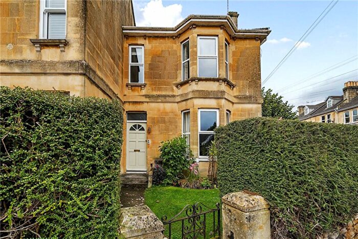 2 Bedroom Apartment To Rent In Ashley Avenue, Bath, Somerset, BA1