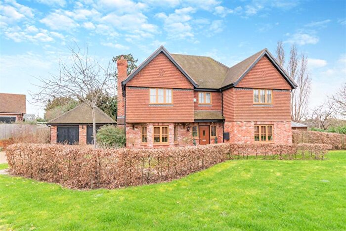 5 Bedroom Detached House For Sale In Saxon Way, Tovil, ME15