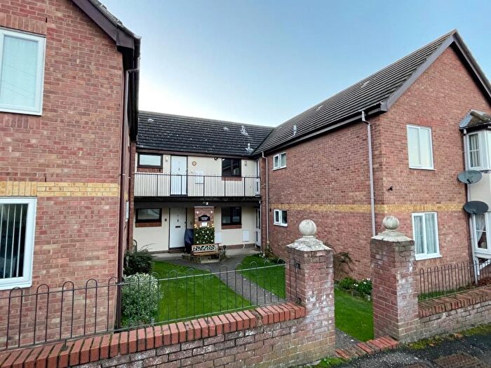 1 Bedroom Flat For Sale In Flat, Victoria Court, Second Avenue, Harwich, Essex, CO12