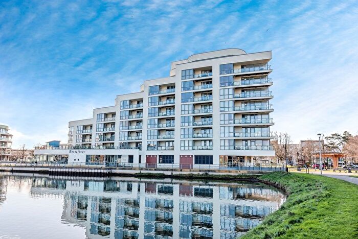 1 Bedroom Flat For Sale In Harbour Road, Portishead, Bristol, Somerset, BS20