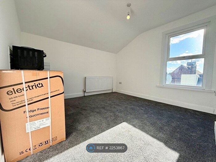 Studio To Rent In Bartram Road, London, SE4