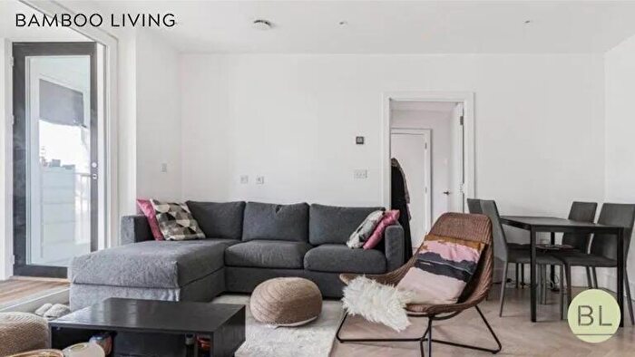 1 Bedroom Flat To Rent In Sterling Way, London, N7