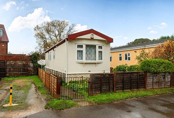 2 Bedroom Property For Sale In Bayswater Farm Road, Headington, Oxford, Oxfordshire, OX3
