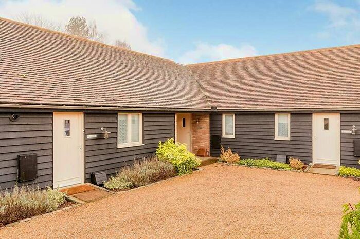 2 Bedroom Bungalow To Rent In Church Road, Hartley, Longfield, Kent, DA3