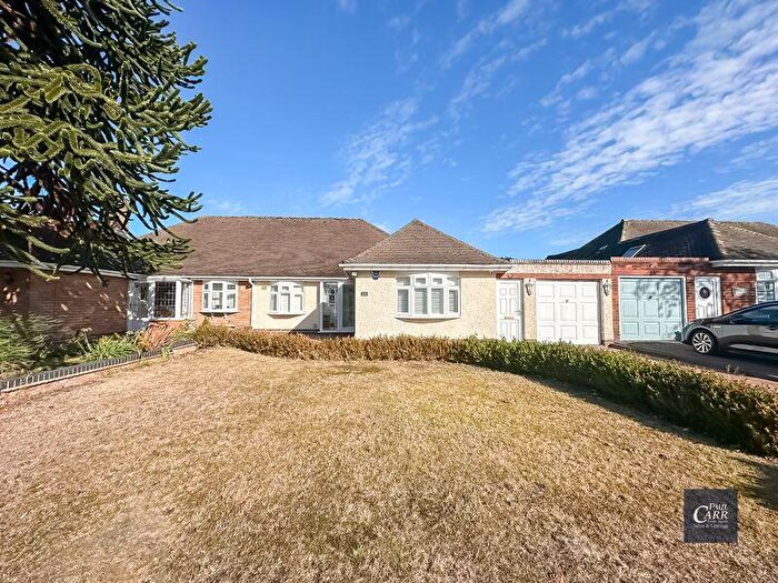 3 Bedroom Semi-Detached Bungalow For Sale In Northside Drive, Streetly, Sutton Coldfield, B74