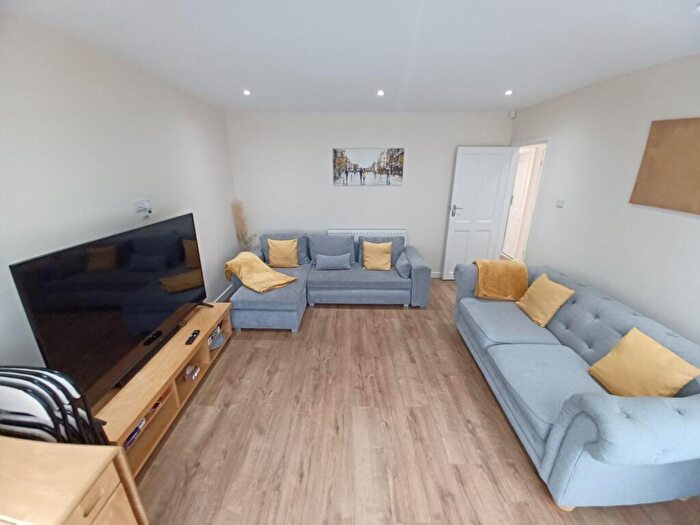 3 Bedroom Semi-Detached House To Rent In High Moor Crescent, Leeds, West Yorkshire, LS17