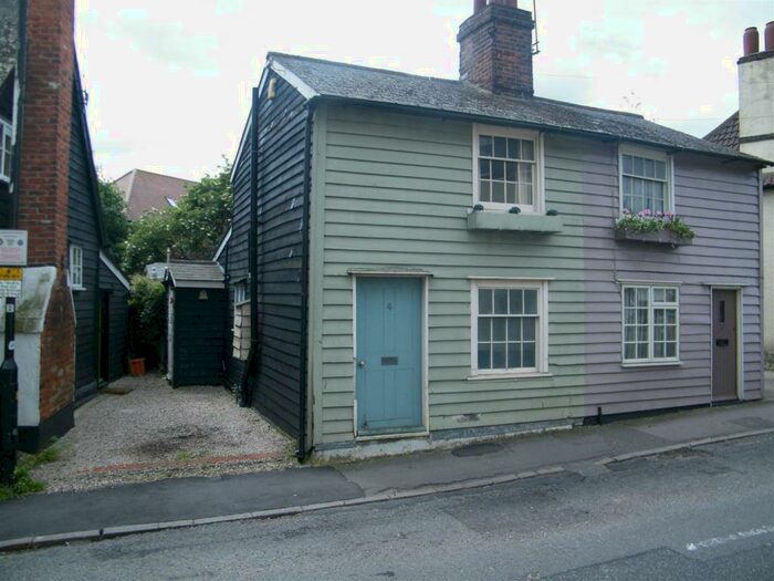 2 Bedroom House To Rent In Billericay, CM11