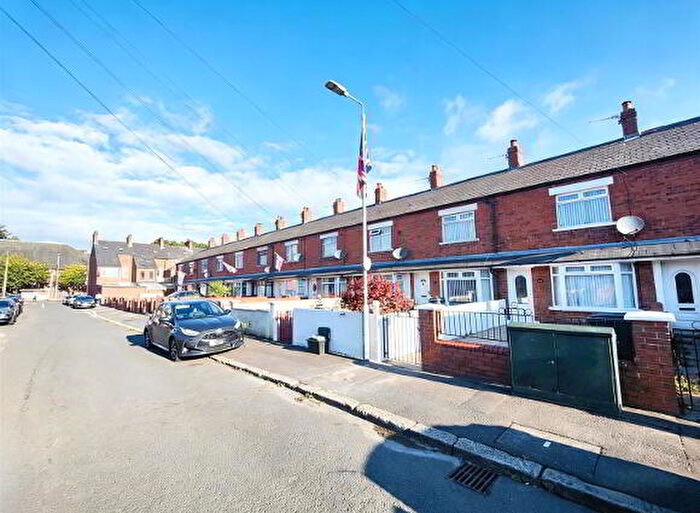 2 Bedroom Mid Terraced House For Sale In York Park, Belfast, BT15