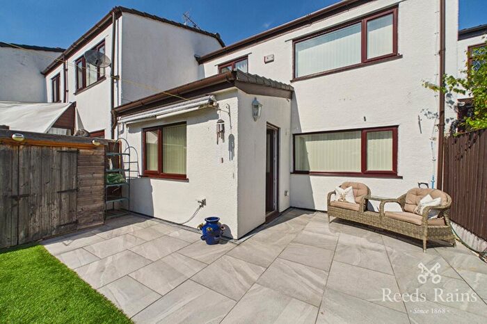 3 Bedroom Terraced House For Sale In St. Marys Close, Hale Village, Liverpool, Cheshire, L24