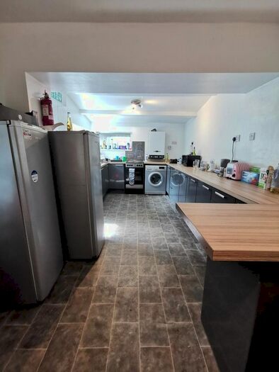 5 Bedroom Property To Rent In King Edward Rd, Brynmill, Swansea, SA1