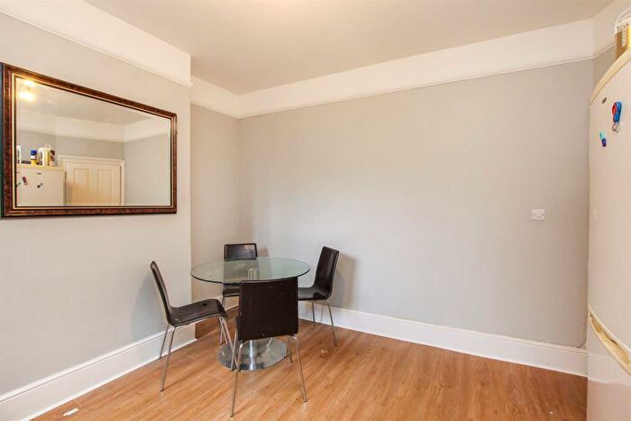1 Bedroom Terraced House To Rent In Albany Road, Leighton Buzzard, LU7