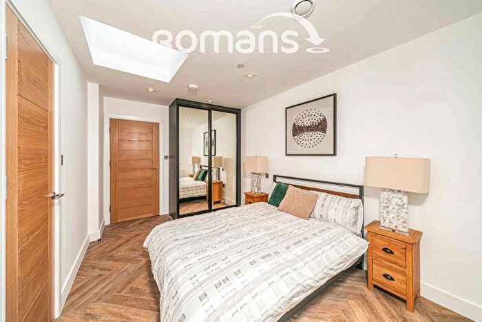 2 Bedroom Flat To Rent In Market Place, Reading, Berkshire, RG1