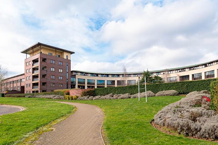 2 Bedroom Apartment For Sale In Huntley Crescent, Campbell Park, Milton Keynes, Buckinghamshire, MK9