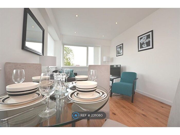 1 Bedroom Flat To Rent In Union House, Hayes, UB3