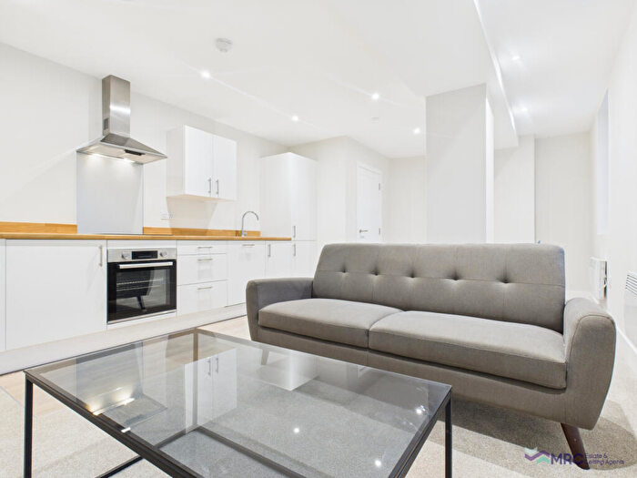 1 Bedroom Flat To Rent In Criterion House, George Street, HU1