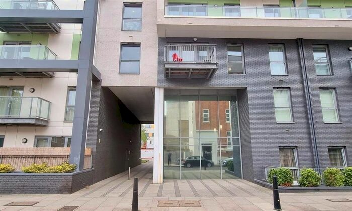 2 Bedroom Flat To Rent In Wilson Tower, Christian Street, London, E1
