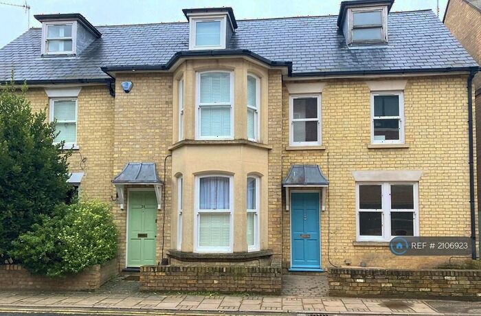 4 Bedroom End Of Terrace House To Rent In Broad Street, Cambridge, CB1