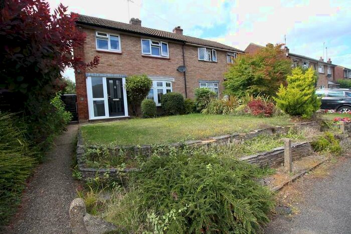 3 Bedroom Semi-Detached House To Rent In Orchard Close, St Ippolyts, Hitchin, SG4