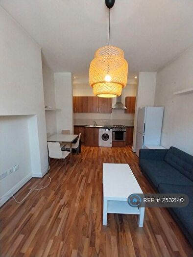 1 Bedroom Flat To Rent In West Street, London, E11