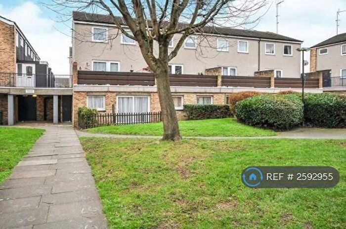 2 Bedroom Maisonette To Rent In Saxon Walk, London, DA14