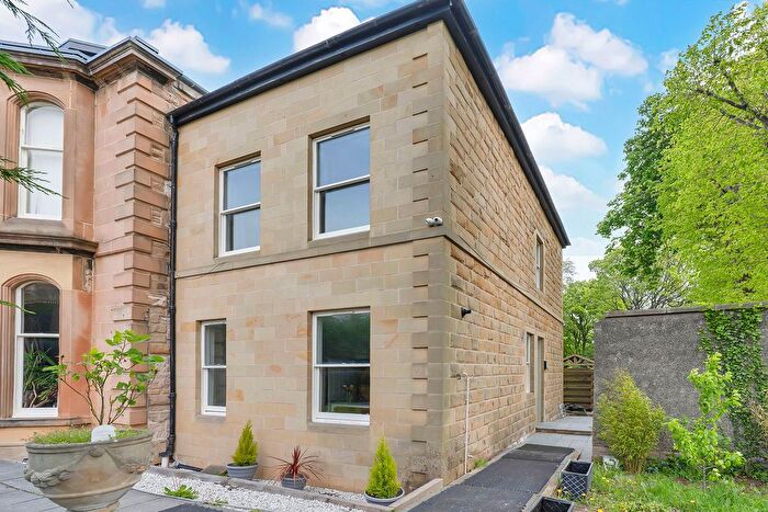 4 Bedroom Flat To Rent In Craigmillar Park, Newington, Edinburgh, EH16