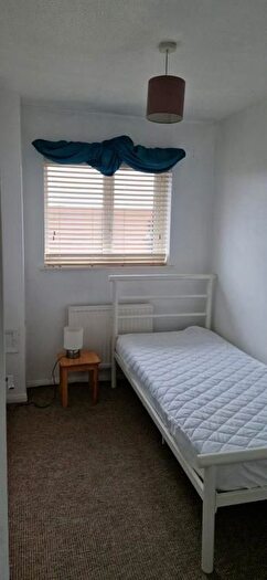 2 Bedroom Flat To Rent In Brent View Road, London, NW9