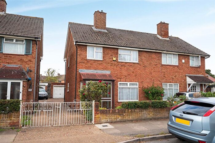3 Bedroom Semi-Detached House For Sale In Sipson Road, West Drayton, UB7