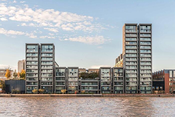 2 Bedroom Flat To Rent In Central Avenue, Fulham, SW6