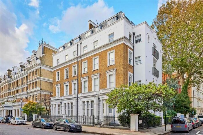 2 Bedroom Flat To Rent In Wetherby Gardens, London, SW5