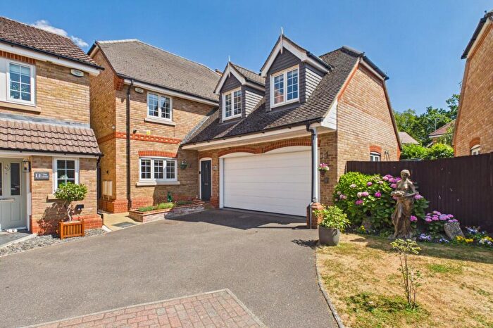 5 Bedroom House For Sale In The Limes, Hayley Green, Warfield, Berkshire, RG42