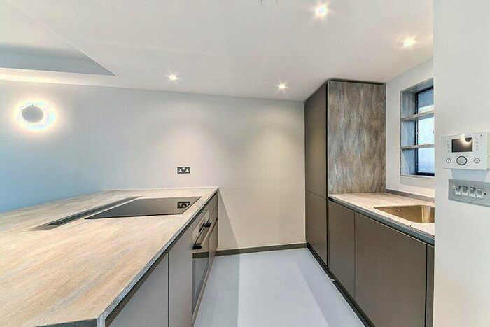 1 Bedroom Apartment To Rent In Balfron Tower St. Leonards Road, London, E14