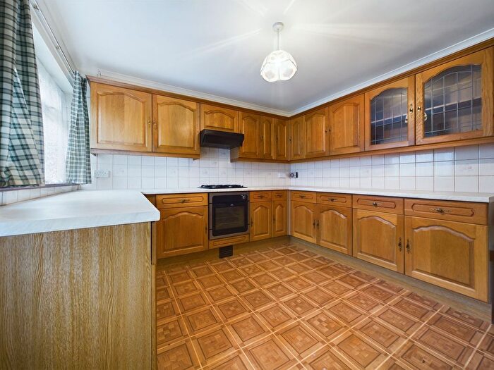 3 Bedroom End Of Terrace House For Sale In Gurnos Estate, Brynmawr, NP23