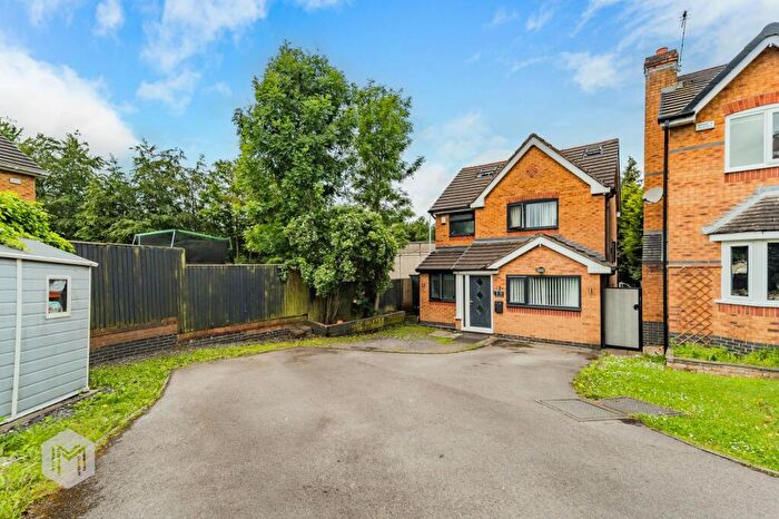 4 Bedroom Detached House For Sale In Inglewood Close, Bury, BL9