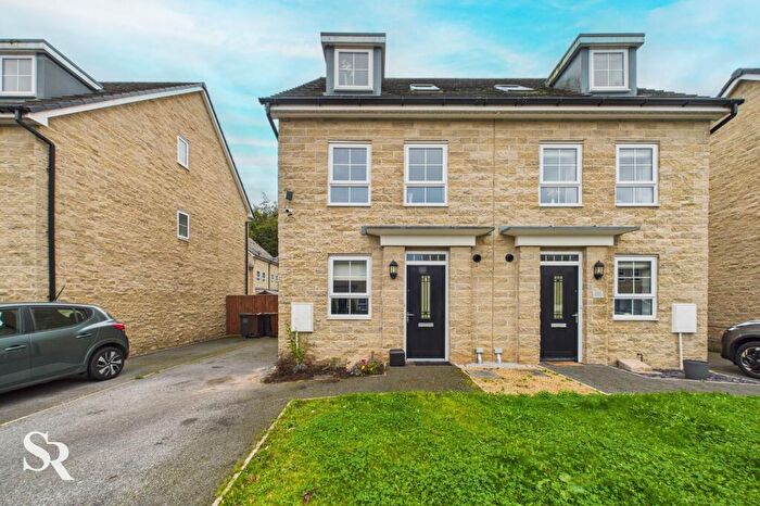 4 Bedroom Semi-Detached House For Sale In Sovereign Way, Chapel-En-Le-Frith, SK23