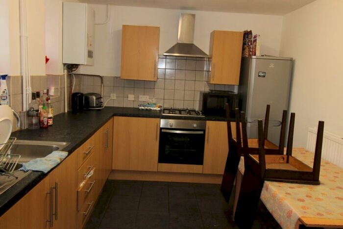 4 Bedroom Flat To Rent In Chalton Street, Euston, NW1