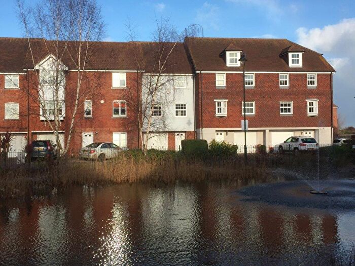 3 Bedroom House To Rent In Willowbank, Sandwich, Kent, CT13