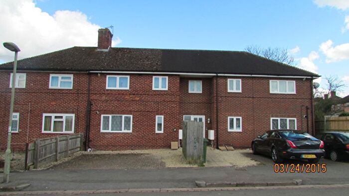 2 Bedroom Flat To Rent In Barton Village Road, Oxford, OX3