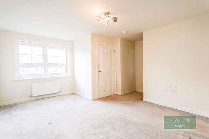 3 Bedroom End Of Terrace House For Sale In Hollyberry Road, Paignton, Torbay, TQ4