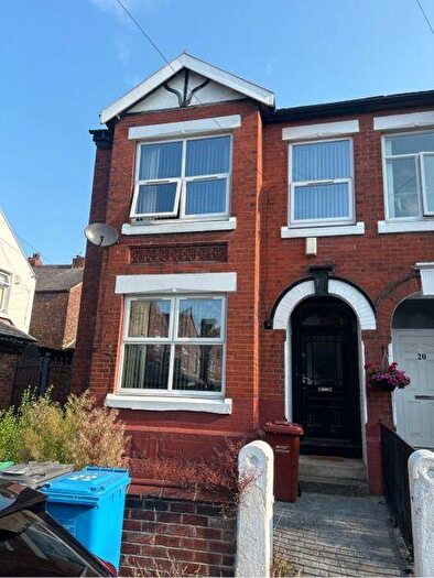 6 Bedroom Semi-Detached House To Rent In Berkeley Avenue, Victoria Park, Manchester, M14
