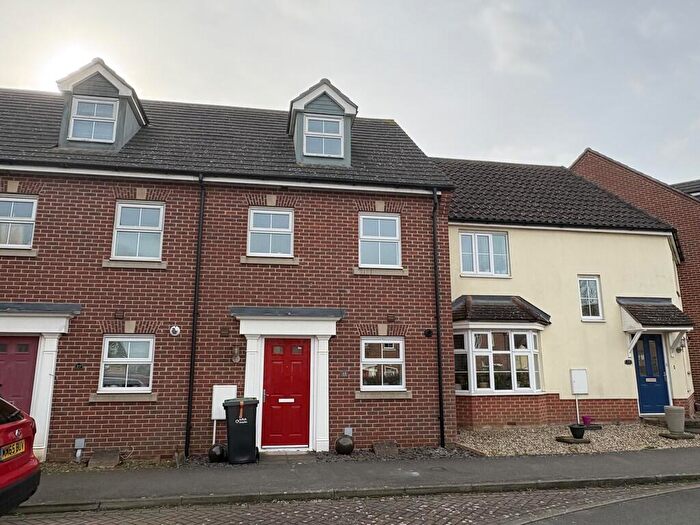 3 Bedroom Terraced House To Rent In Sycamore Drive, Bury St. Edmunds, IP32