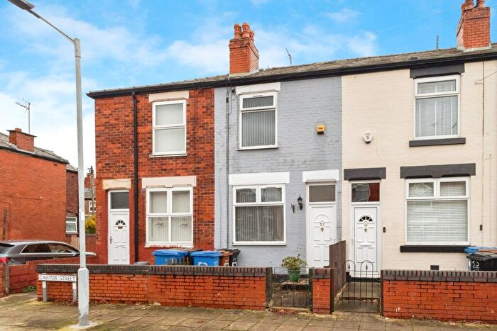 2 Bedroom Terraced House For Sale In Caistor Street, Stockport, Greater Manchester, SK1