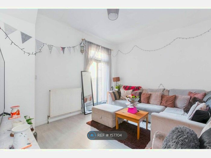 5 Bedroom Terraced House To Rent In Station Road, London E7