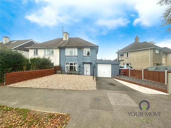 3 Bedroom Semi Detached House For Sale In Hereford Road, Maidstone, Kent, ME15