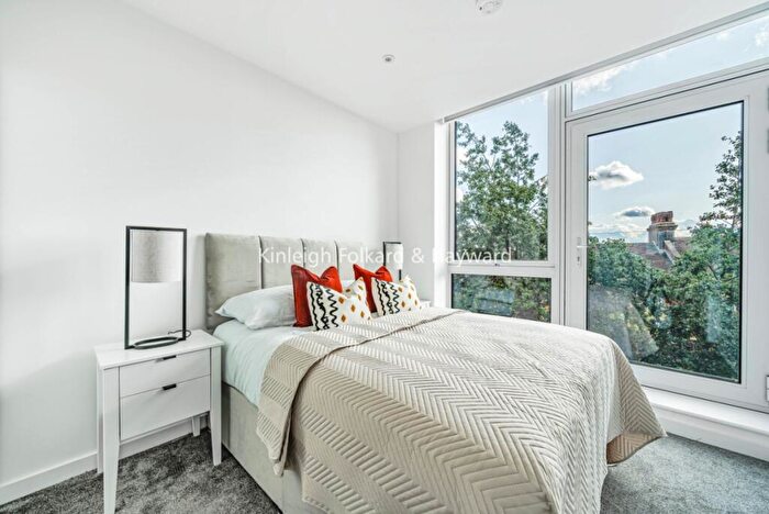 2 Bedroom Apartment To Rent In Beckenham Road Beckenham, BR3