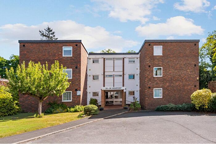 3 Bedroom Apartment For Sale In High Point, Weybridge, KT13
