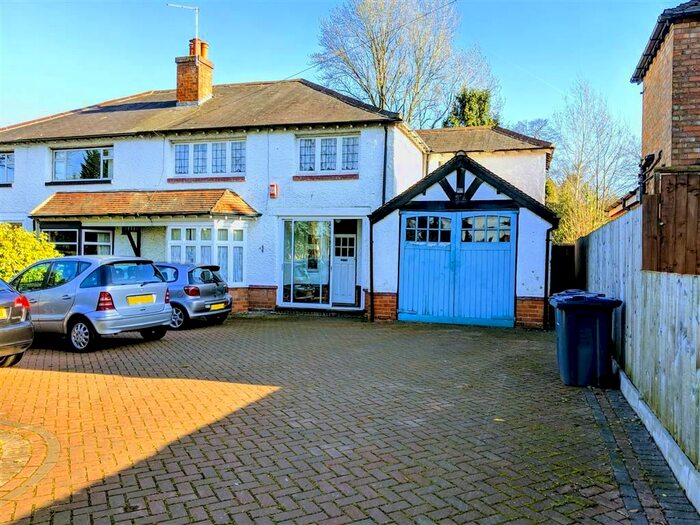4 Bedroom Semi-Detached House To Rent In Belle Walk, Moseley, Birmingham, B13