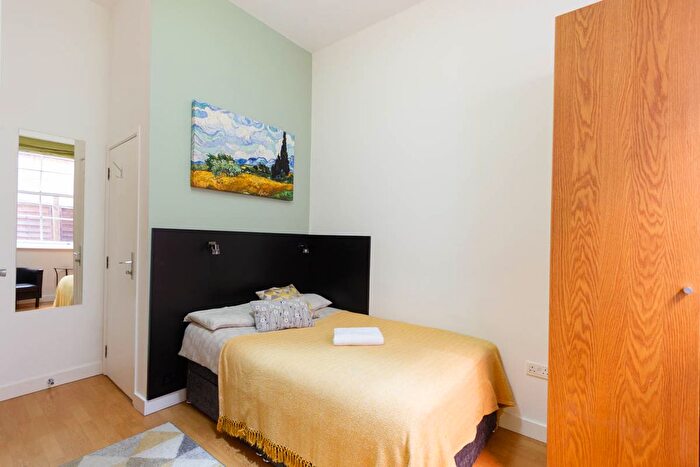 Studio To Rent In Finchley Road, London, NW3