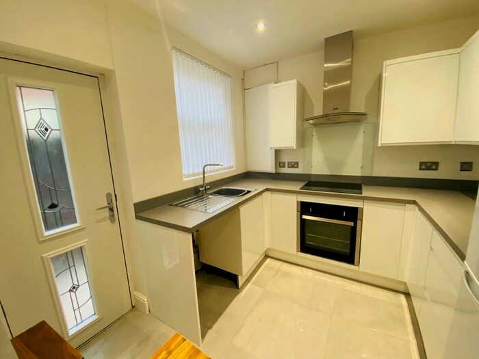 3 Bedroom House To Rent In Cowley Road, Walton, L4