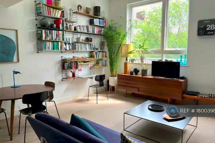 3 Bedroom Maisonette To Rent In Teesdale Street, London, E2